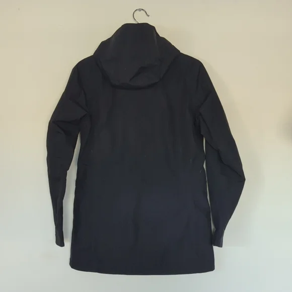 MEC Gore-tex Monsoon Raincoat - Picture 5 of 6